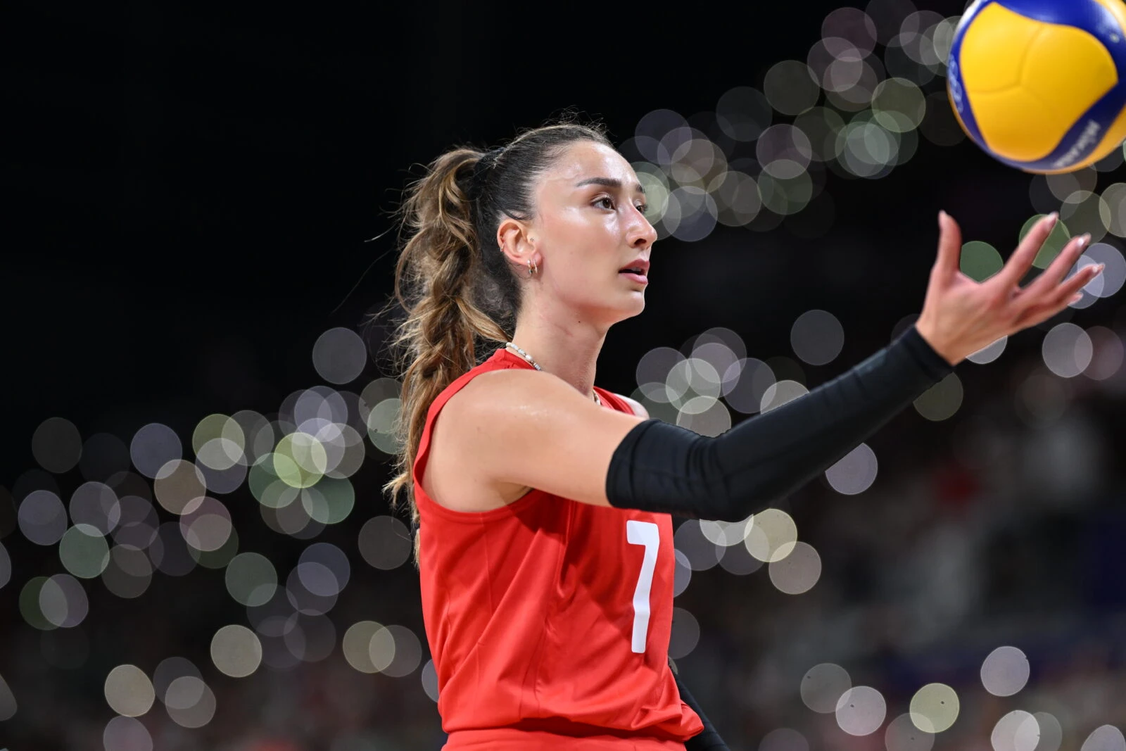 VakifBank pushes for Tijana Boskovic as Hande Baladin nears Fenerbahce deal