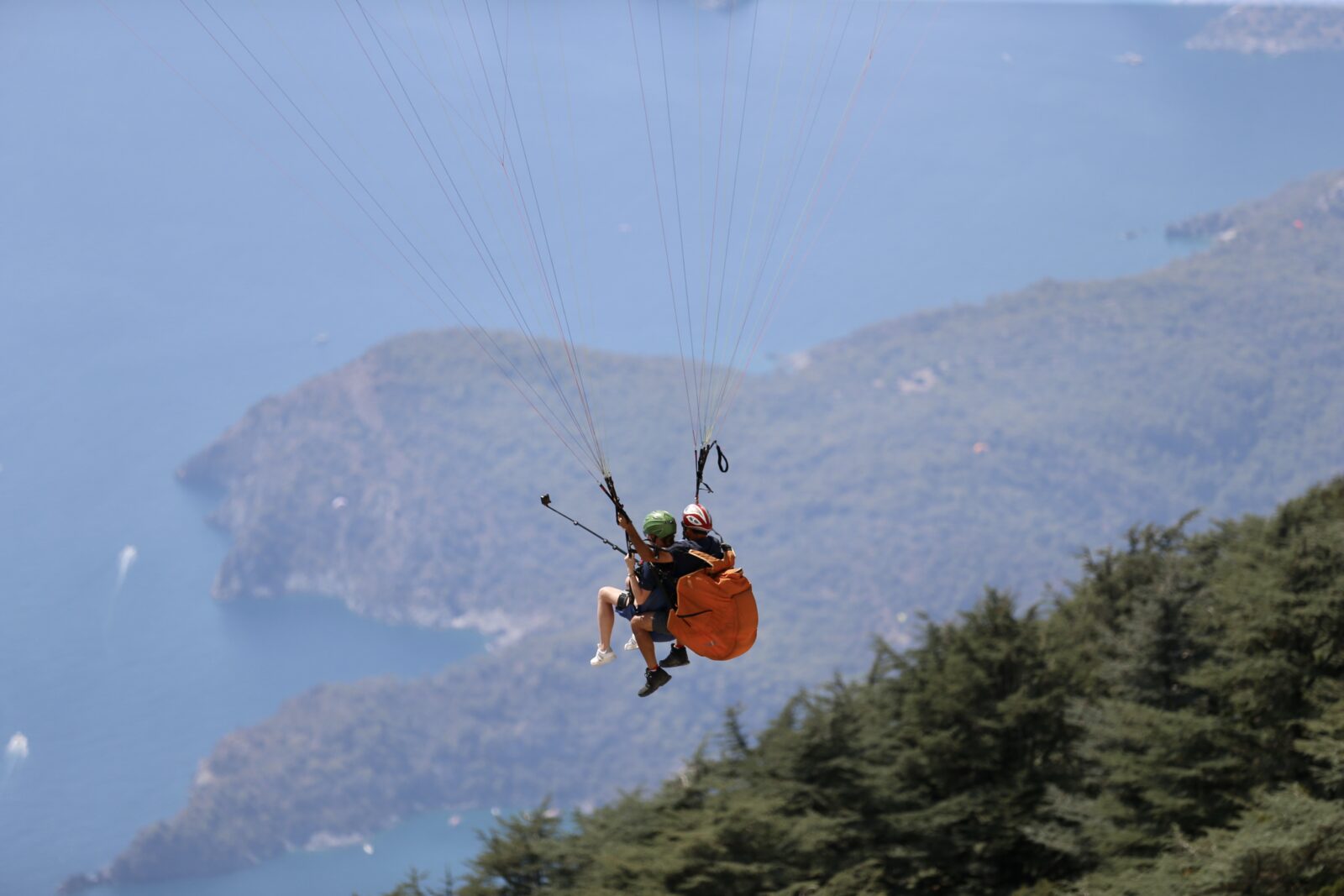 Babadag hits new heights: 73K thrilling skydives over Oludeniz