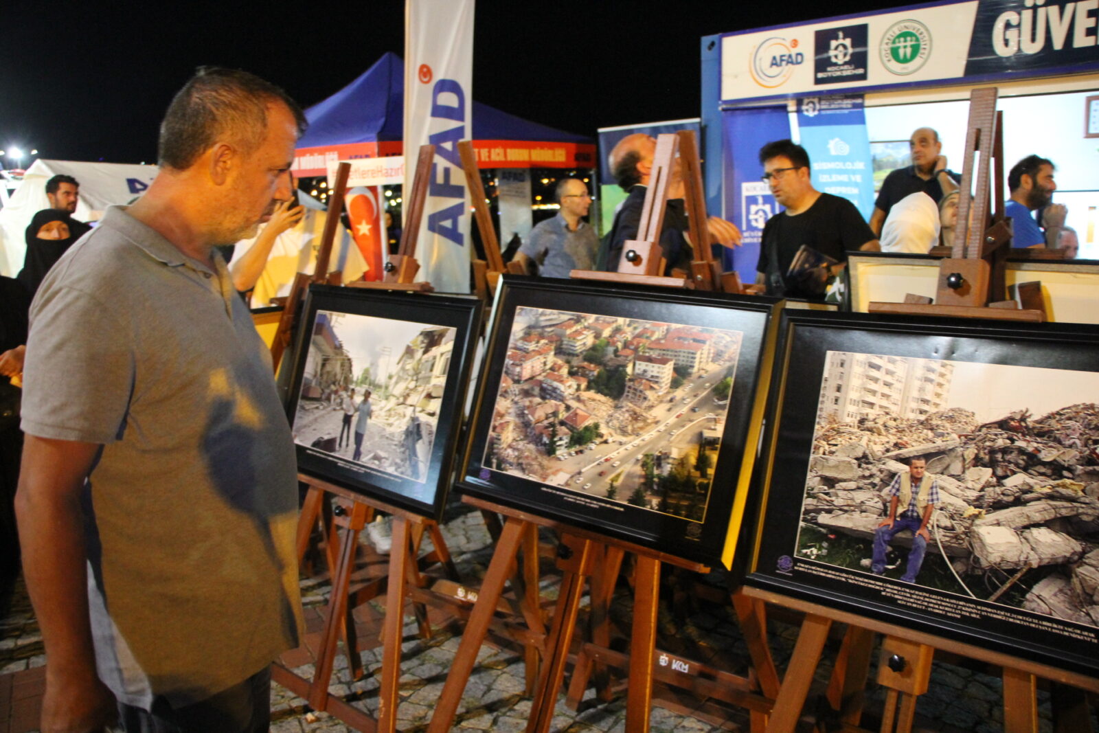 Türkiye remembers devastating 1999 quake with ceremonies across affected cities