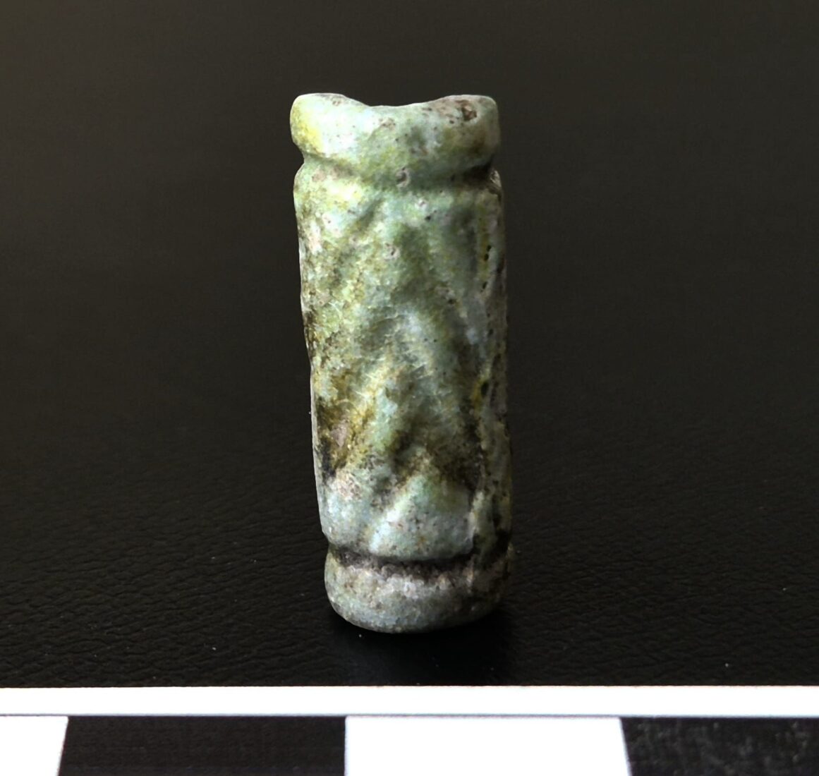 Ancient 3,750-year-old faience cylinder seal discovered at Türkiye's Tavsanli Hoyuk