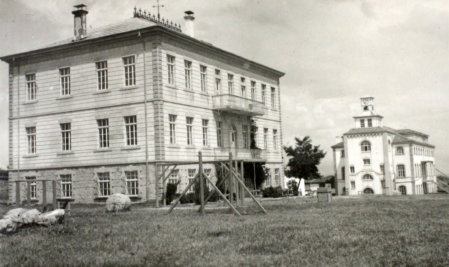 Historic US-built Girls' School in Türkiye transformed into library