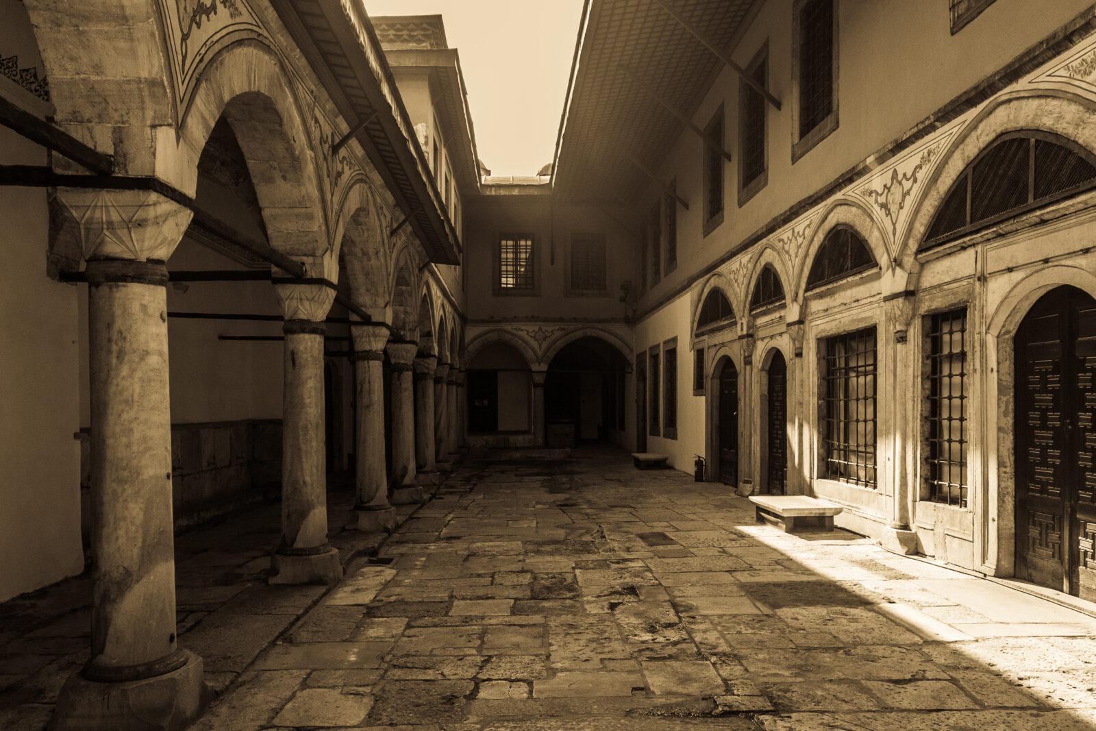 10 well-hidden secrets of Topkapi Palace in Istanbul