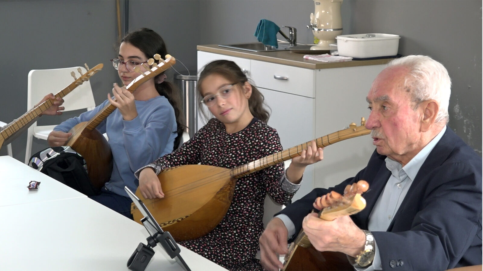 Cultural bridge: Journey of 1st Turkish musician to arrive in Belgium