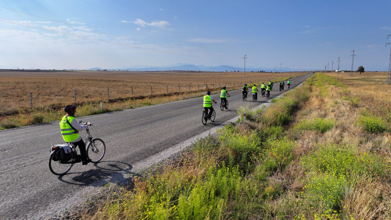 Cyclists explore Konya’s historical, natural beauty on two wheels