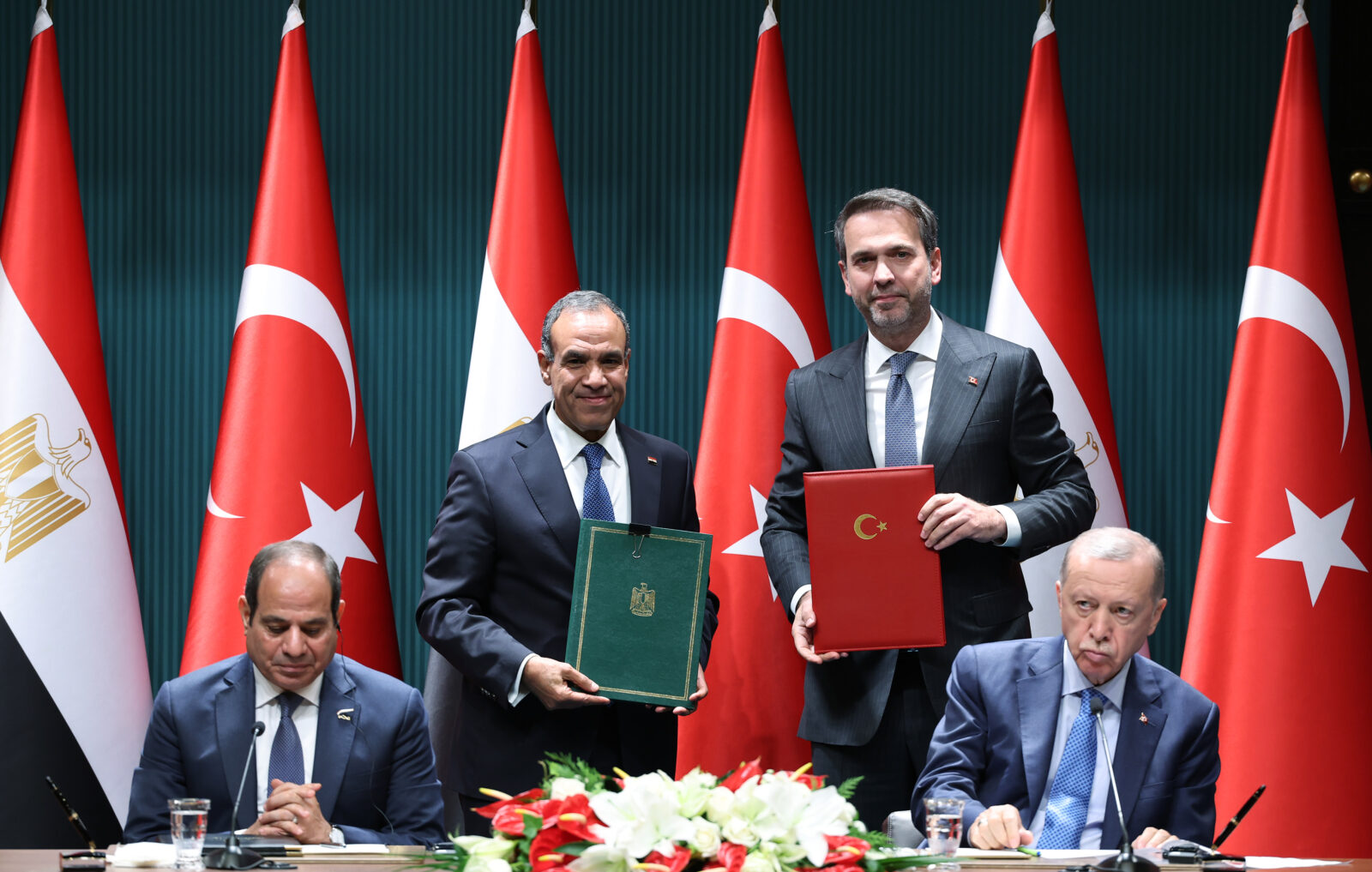 Critical meeting between Erdogan and el-Sissi yields key bilateral agreements