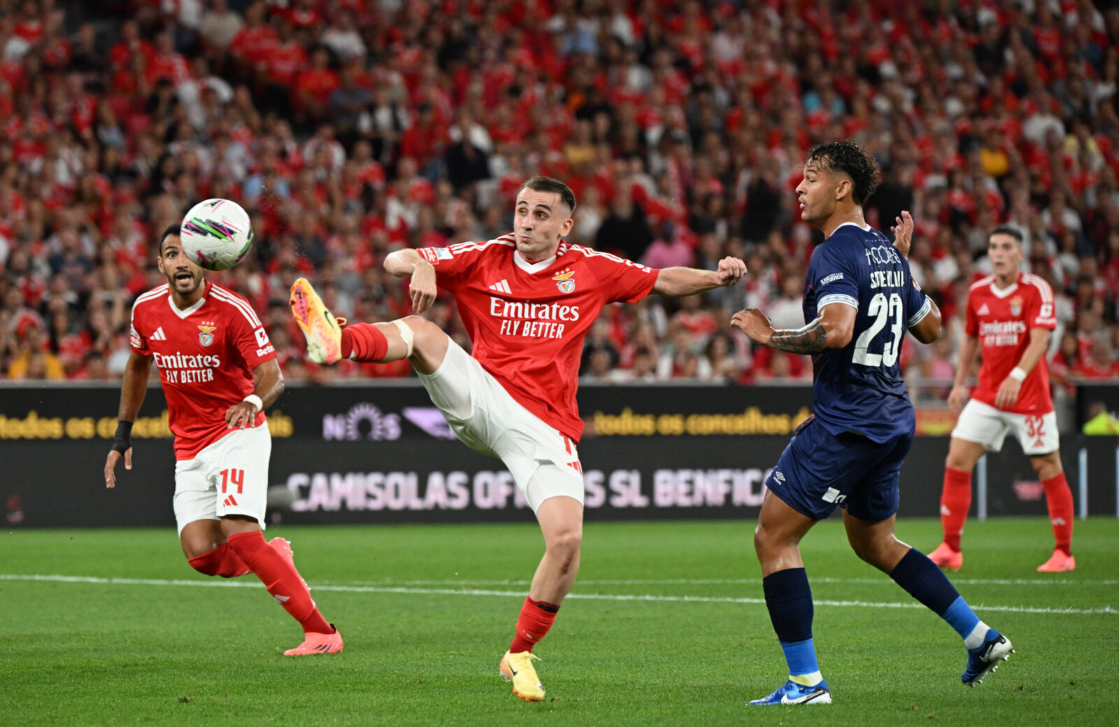 Kerem Akturkoglu shines with debut goal as Benfica wins big