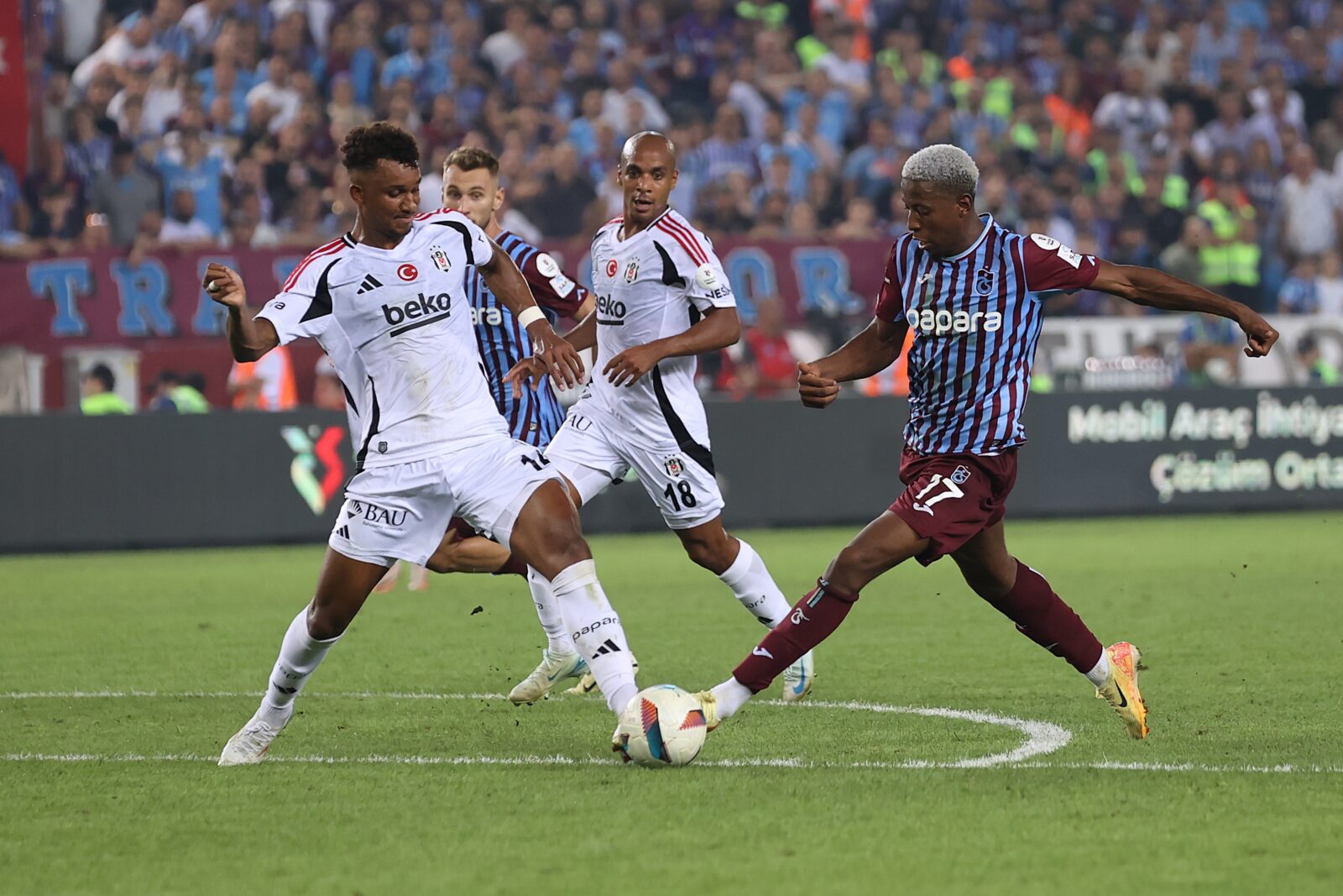 Trabzonspor's Simon Banza suffers racist abuse after Besiktas match