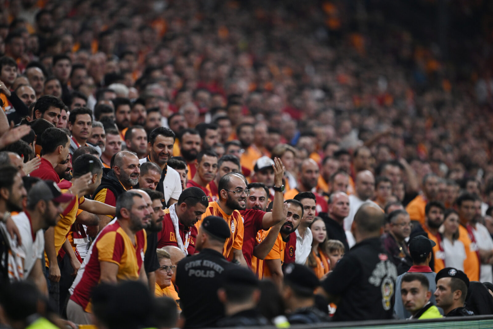 Galatasaray triumphs 3-1 over PAOK in UEFA Europa League opener