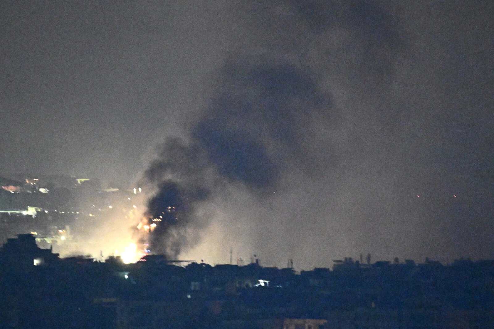 Israel conducts airstrike in Beirut's Kola neighborhood, escalating tensions