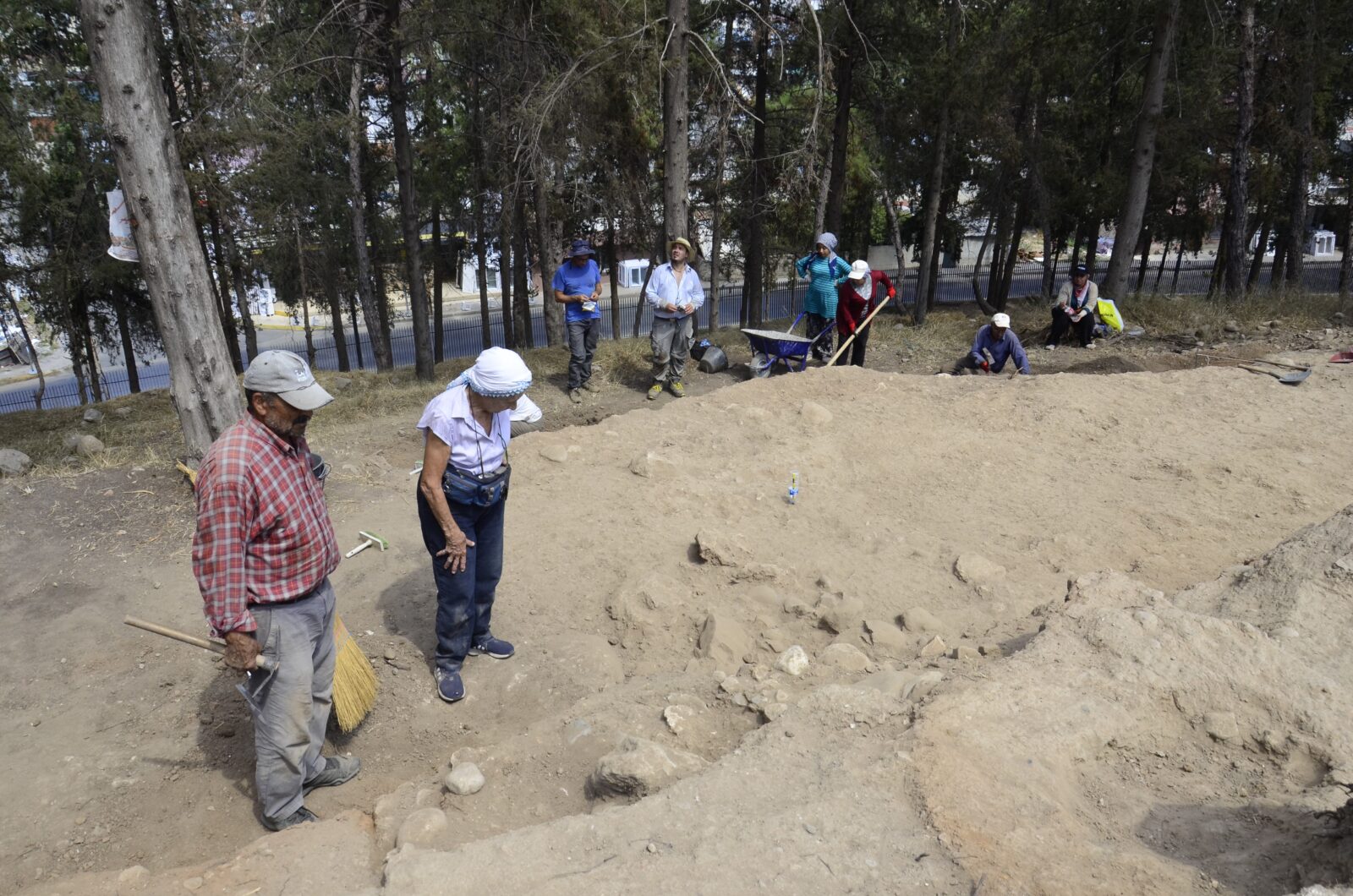 Hittite-era fortifications found at 9,000-year-old Yumuktepe in Türkiye