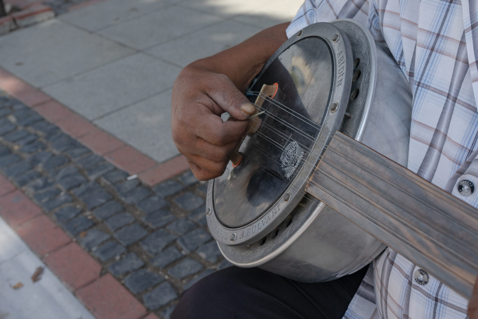 Turkish instrument Cumbus enhances Pink Floyd star David Gilmour's album