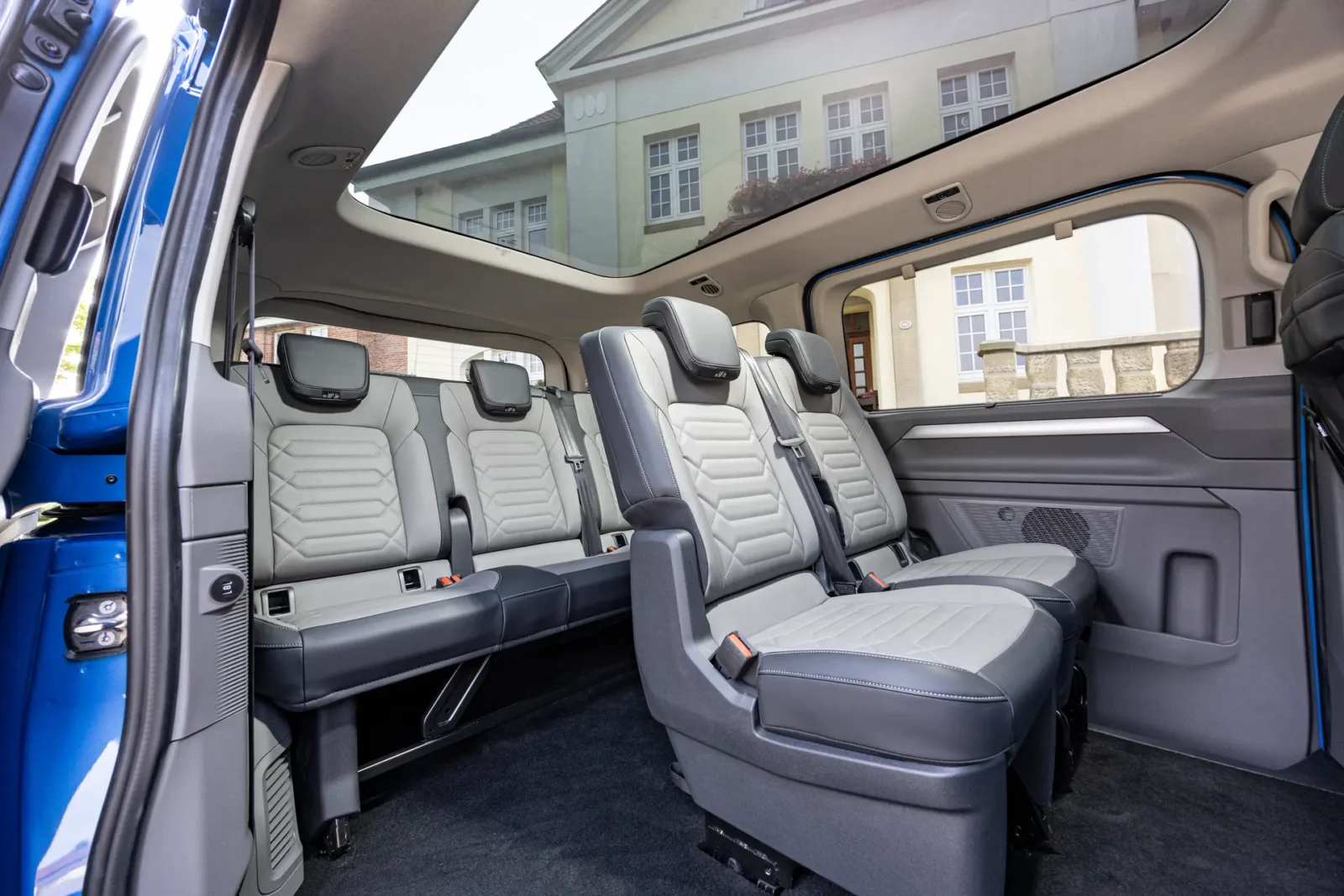 Volkswagen to build new Caravelle Bulli in Türkiye in partnership with Ford