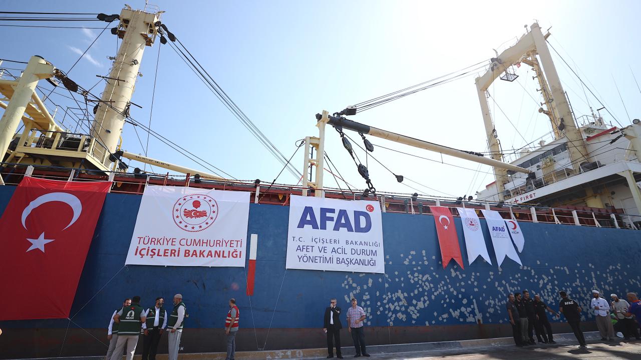 Türkiye sends 2nd humanitarian aid shipment to Sudan