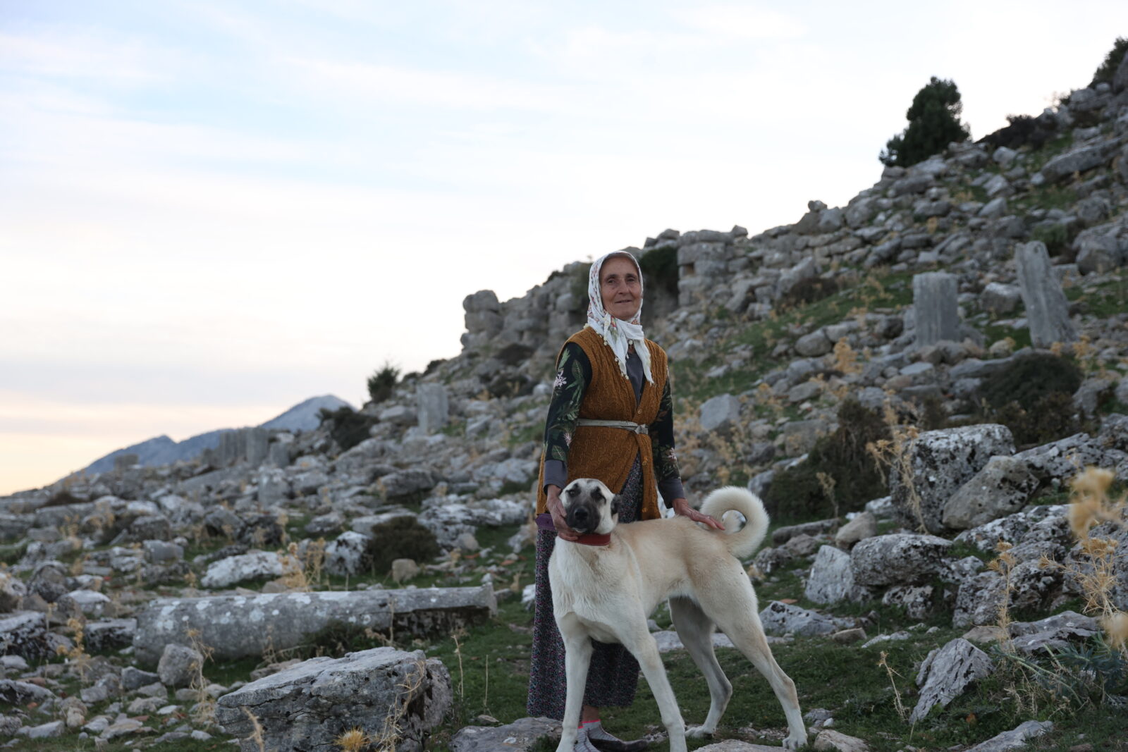 Turkish nomad Fatma: Shepherdess of Türkiye's ancient city of Selge