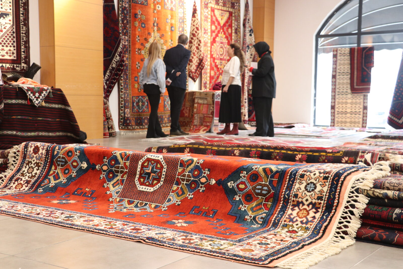 3,000-year-old 'Yagcibedir carpets' exhibit opens in Türkiye's Sakarya