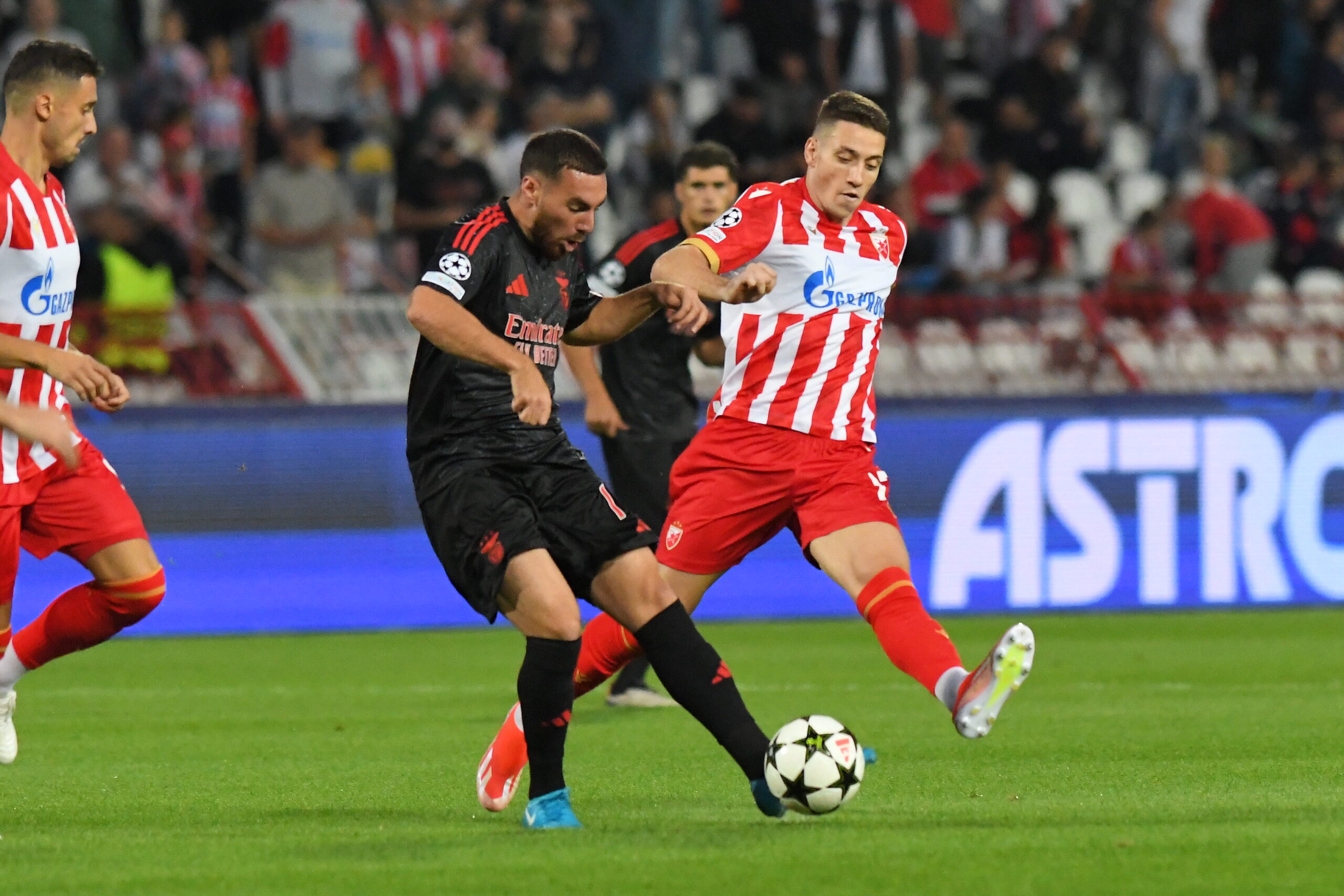 Turkish football players lead Benfica to 4-0 victory against Atletico Madrid