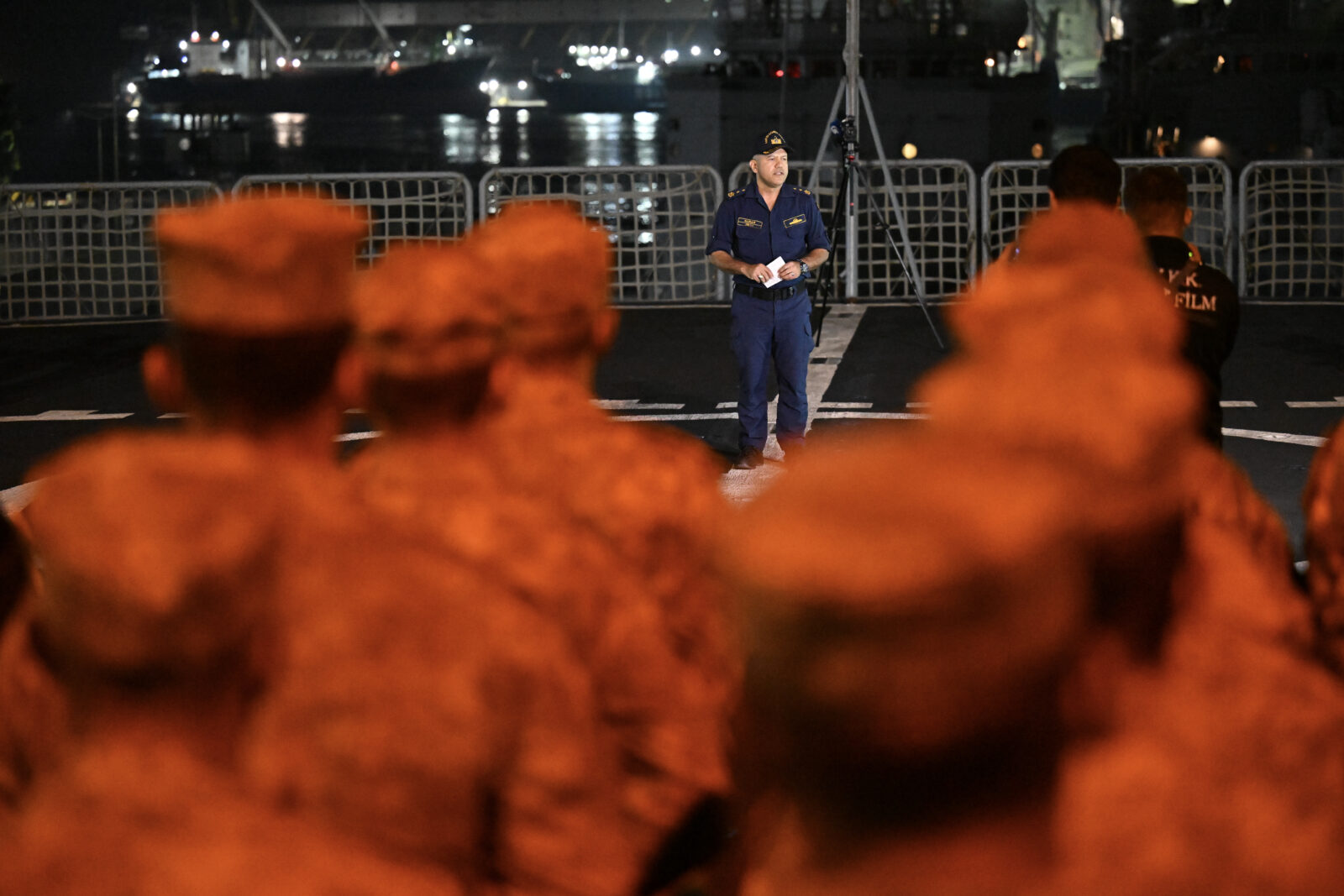 Türkiye sends 2 naval ships to Lebanon for evacuation, delivers 300 tons of aid