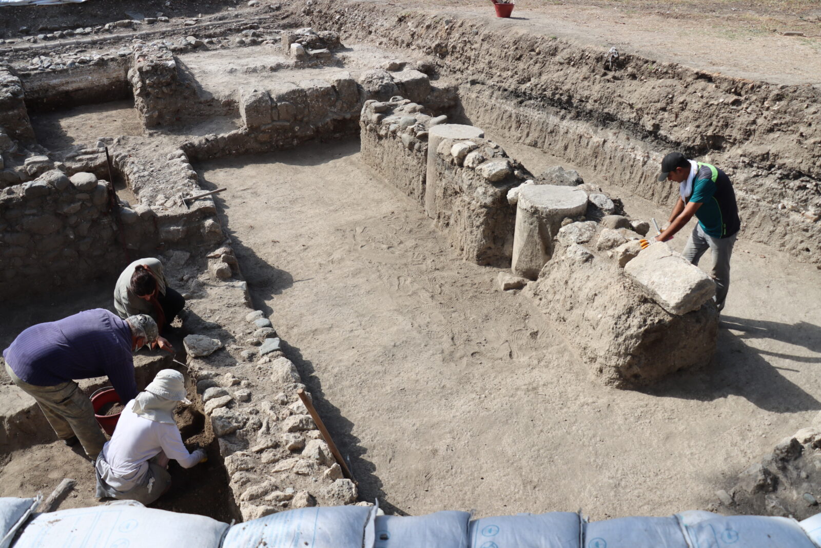 Traces of ancient earthquakes found around Antakya's Roman hippodrome