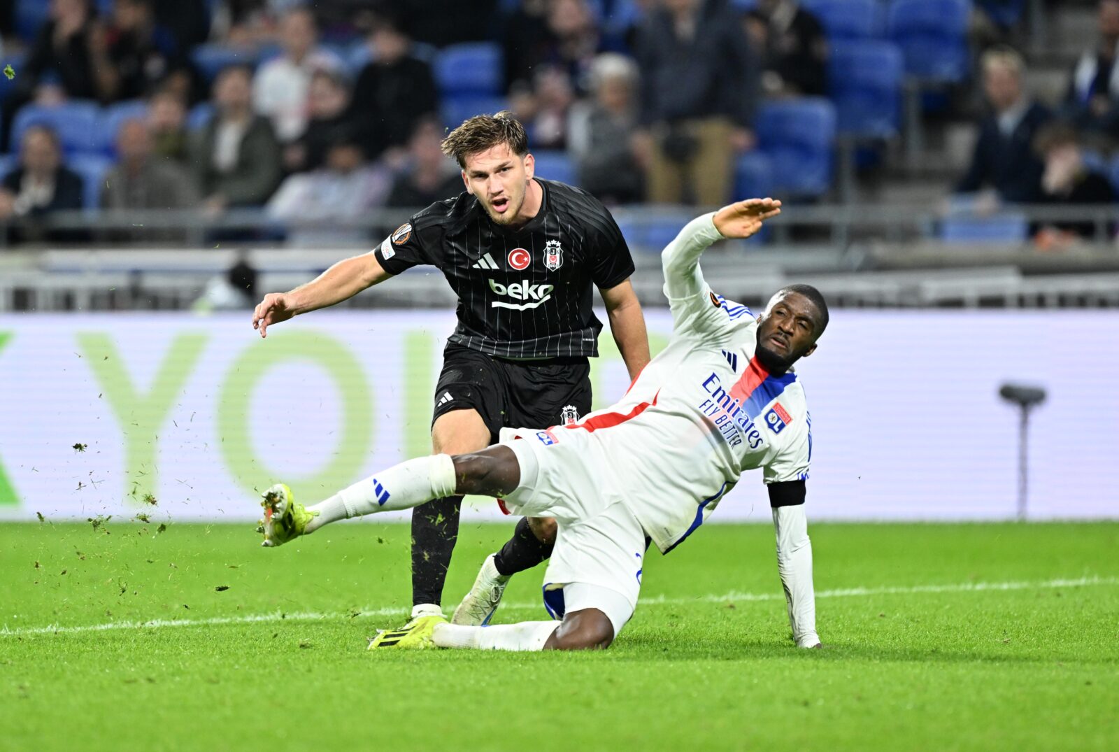 Besiktas stuns Lyon 1-0, snaps French side's 13-match unbeaten streak