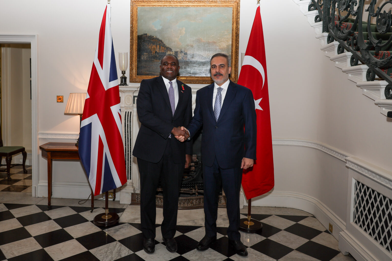 FM Fidan meets UK Foreign Secretary Lammy in London