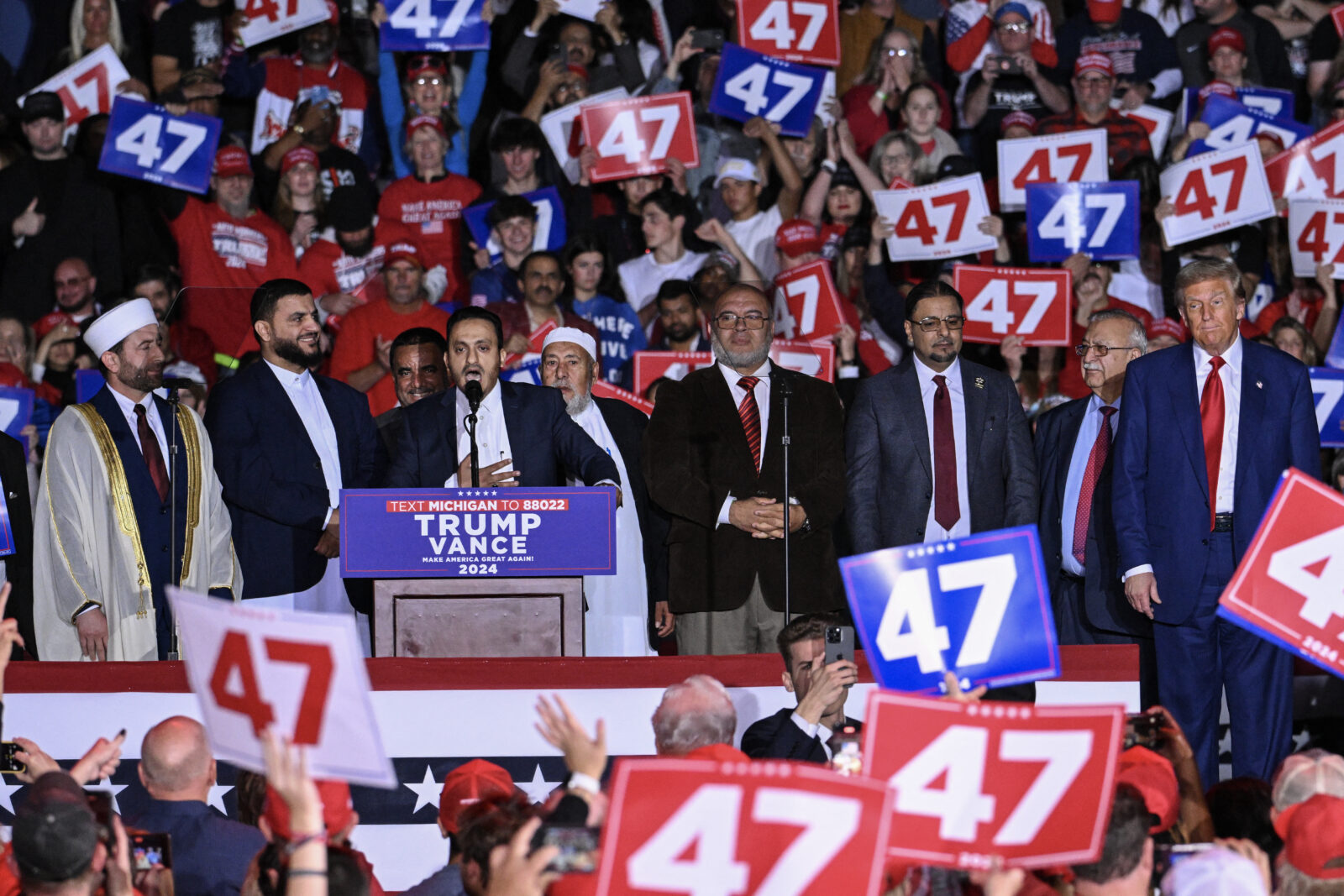 Muslim leaders in Michigan endorse Trump, citing peace promises