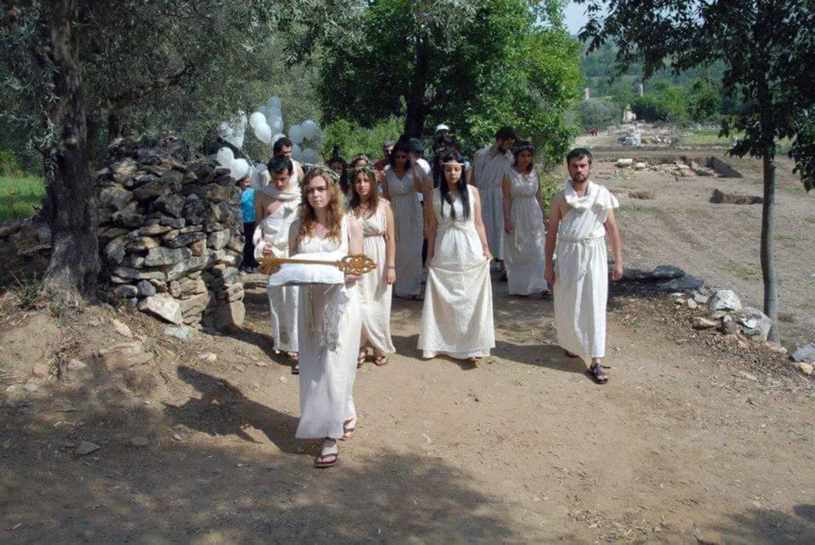 Ancient key ceremony revived in Türkiye's Stratonikeia after 3,500 years