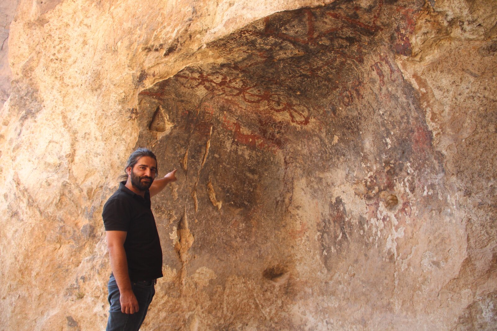 Mystery cave paintings in Türkiye's Sivas: Secret sanctuary or ancient art?