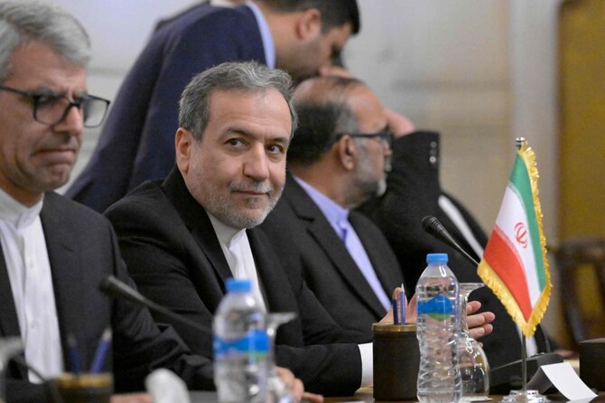 Egypt's el-Sissi meets Iran's foreign minister to discuss regional conflict