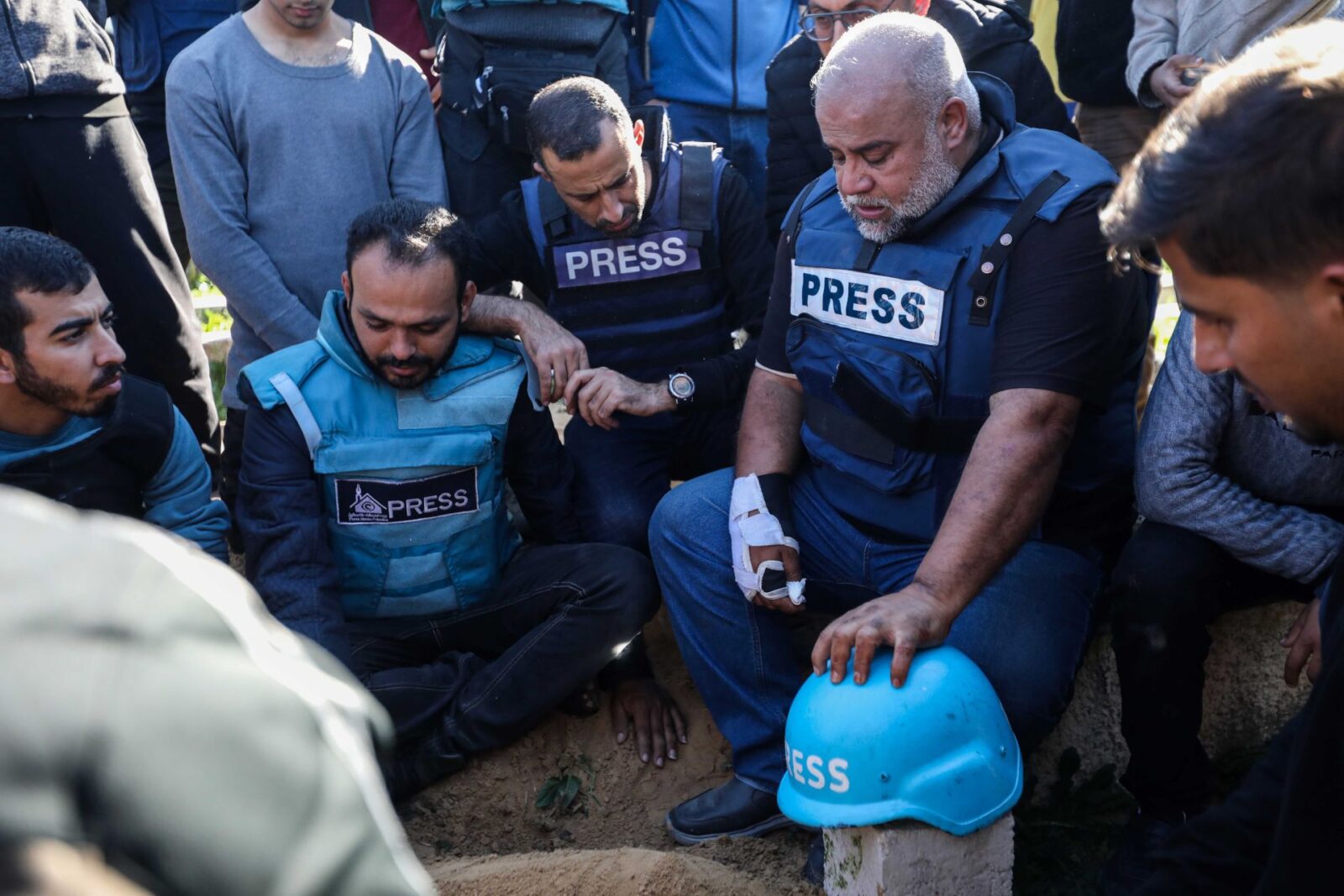 Hamas condemns Israeli actions against journalists, calls for accountability