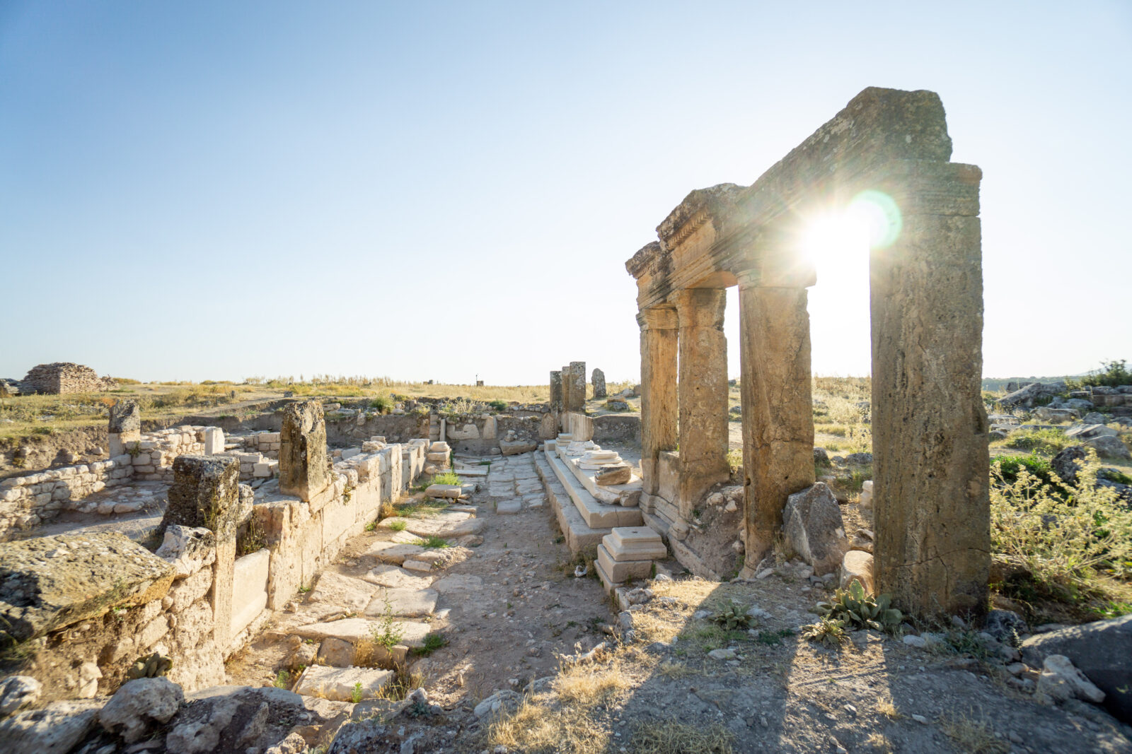 Blaundus: Türkiye’s hidden 'Stonehenge' and mysterious Mesotimolos