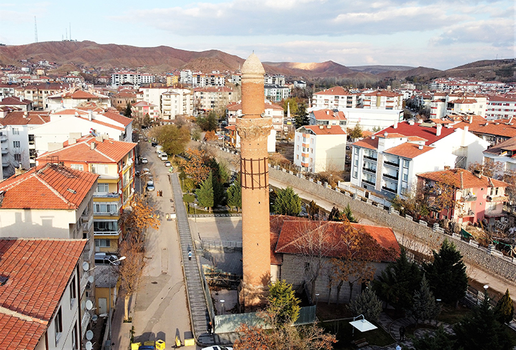 Türkiye's Pisa Towers threatened by earthquakes: Yivli Minare tilts 35 cm