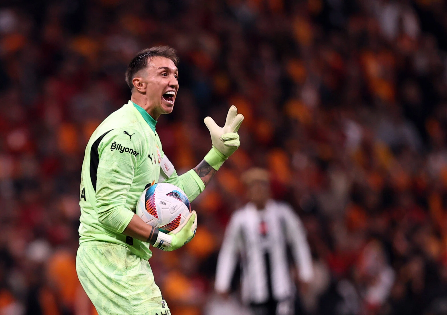 Keeper Fernando Muslera makes history with 429th Super League appearance