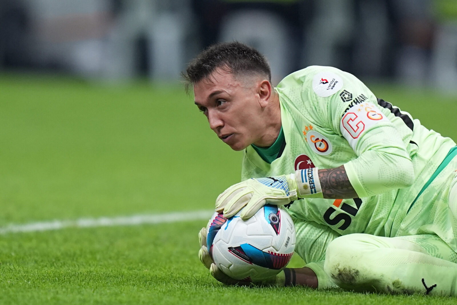 Muslera bids farewell to football, informs Galatasaray, Turkish media reports