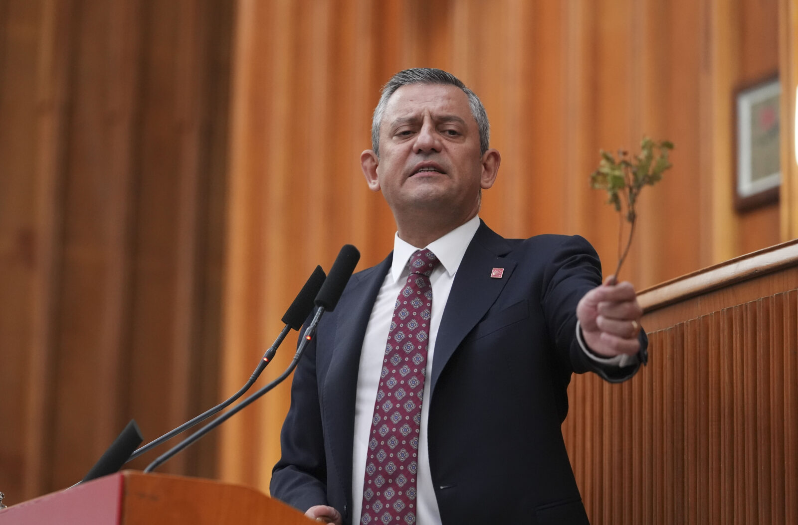 CHP leader renews call for minimum wage hike to $872 as 2025 talks loom