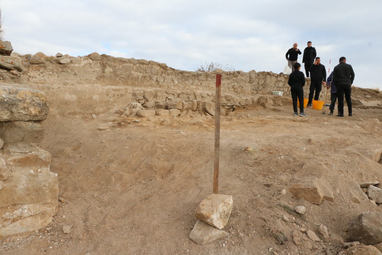 New finds at Kerkenes ruins: Walls, figures unearthed in Türkiye's ancient city Pteria