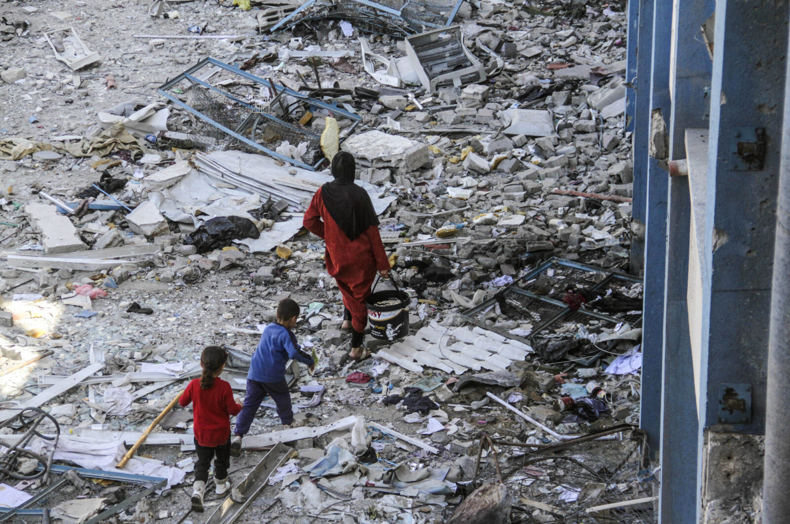 Turkish FM Fidan, Palestinian PM Mustafa discuss Gaza ceasefire efforts