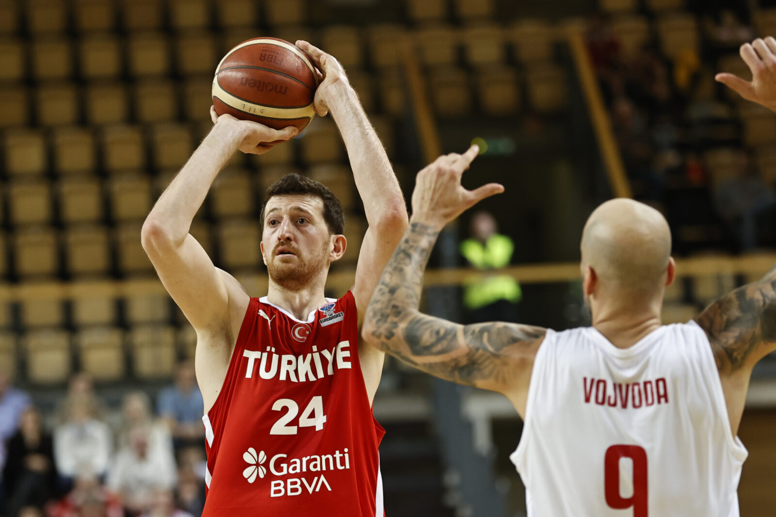 Türkiye qualifies for 2025 EuroBasket after hard-fought 81-76 victory over Hungary