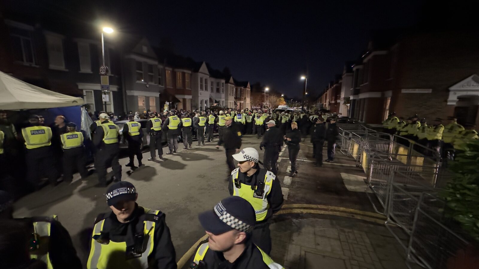 Clashes in London as PKK terrorist group supporters protest