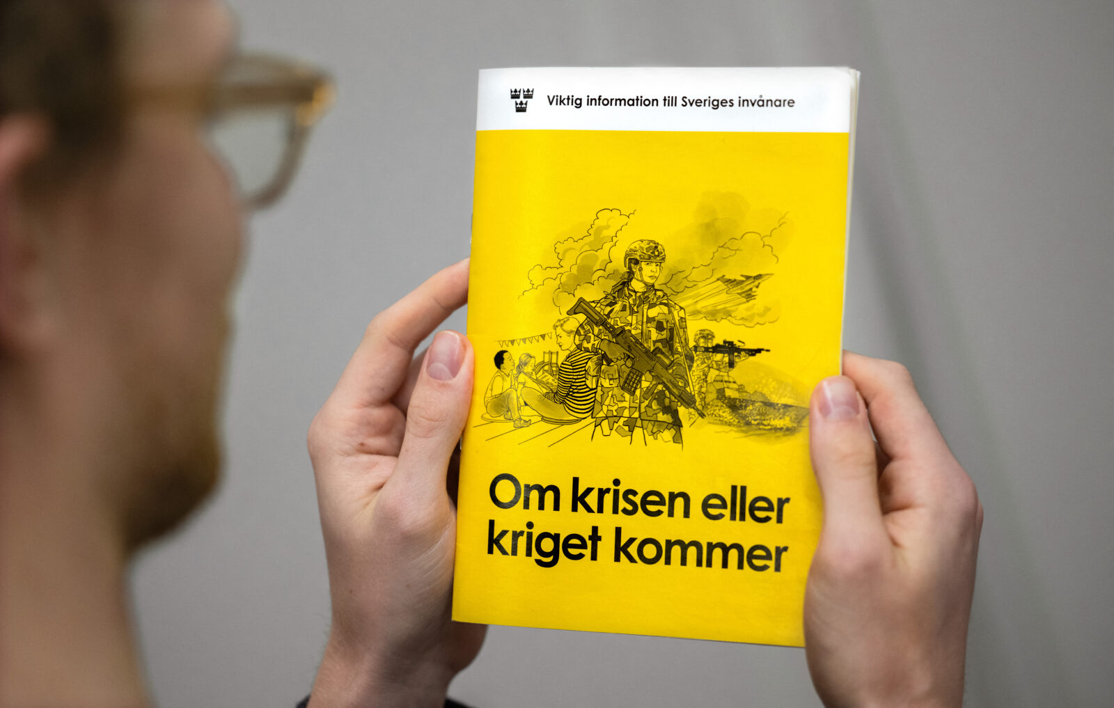 Sweden issues war preparedness pamphlets amid growing security concerns