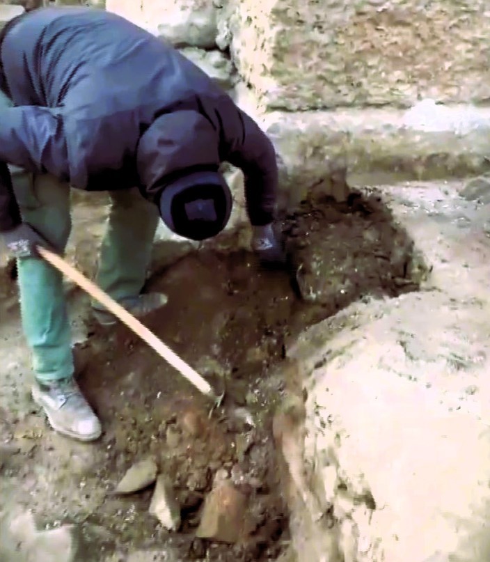 Missing head of 4th-century A.D. statue unveiled in Türkiye