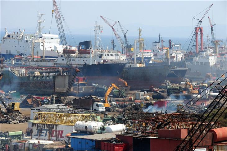 Royal Navy's Falklands War veteran HMS Bristol to be scrapped in Aliaga, Türkiye