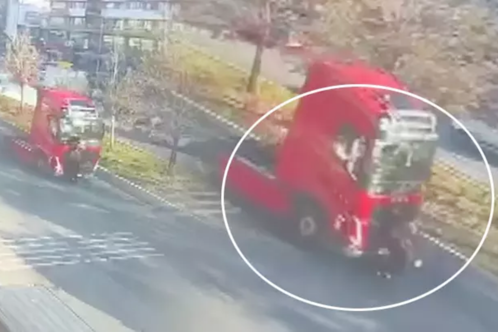 CCTV footage captures the moment when Ecem Sultan Camli’s scooter is struck and dragged by a truck in Istanbul’s Pendik district, leading to the fatal scooter accident