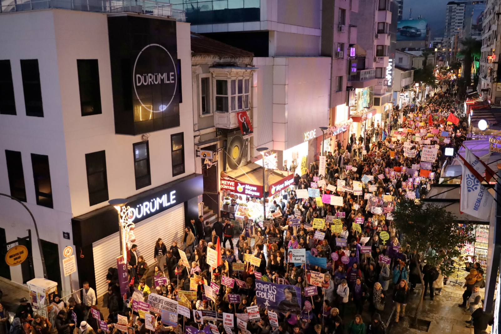 Protesters march in Izmir demanding justice for victims of gender-based violence