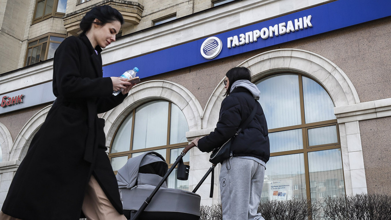 Russian Ruble crashes to record low: What’s behind currency's devaluation?