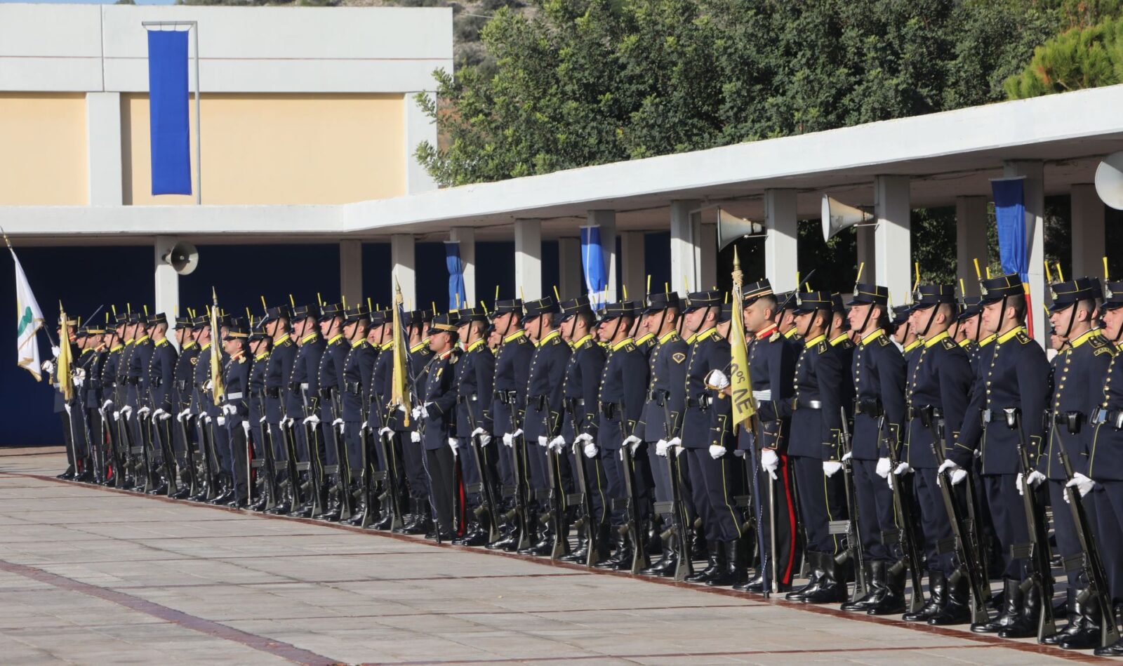 Greek military academies face rising resignation rates among new recruits