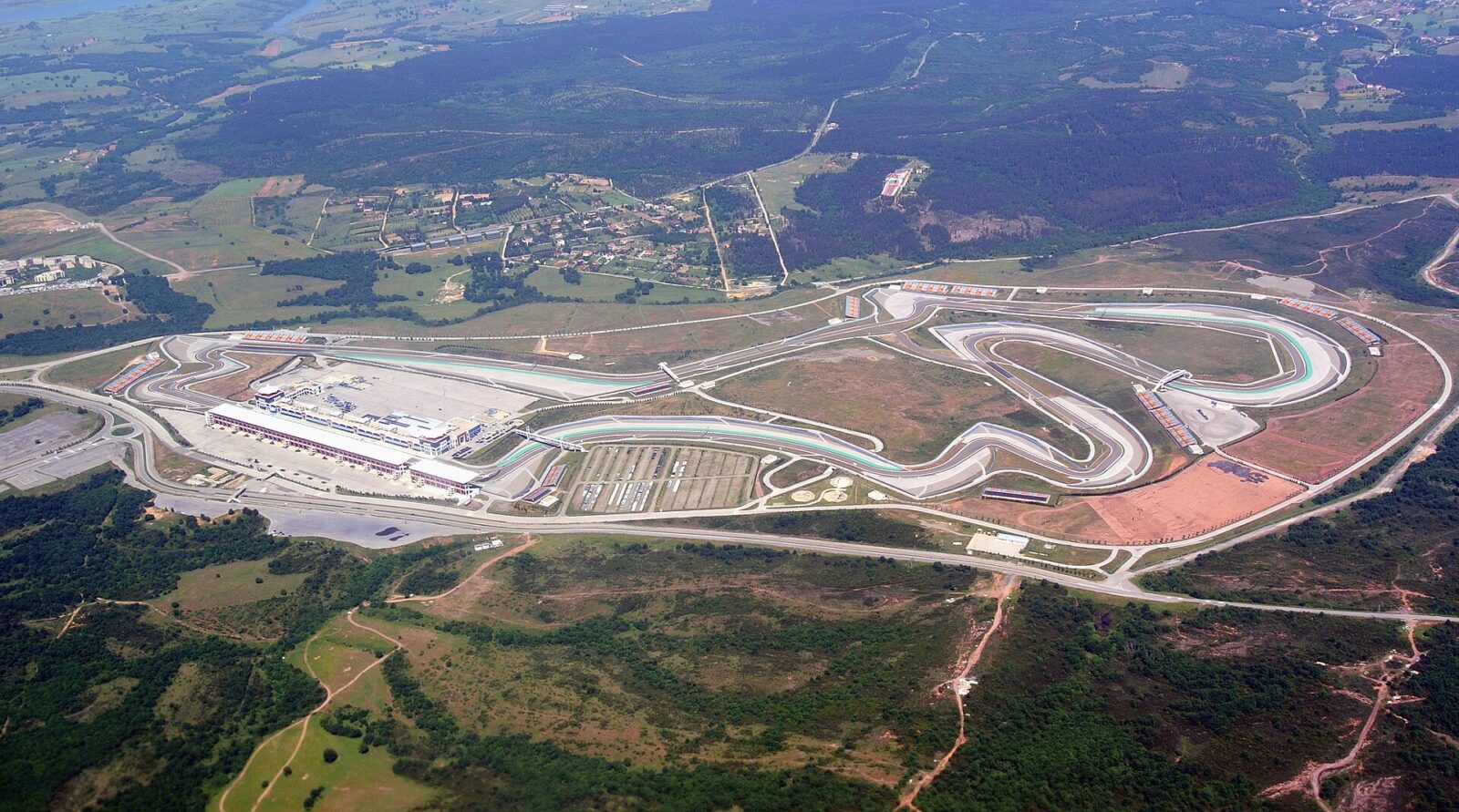 Türkiye set to host Formula 1 races at Istanbul Park in coming years, says Turkish minister