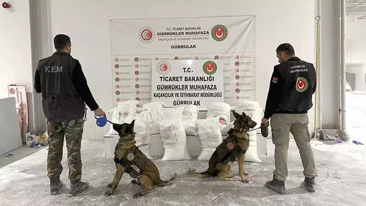 Turkish officials bust major Methamphetamine operation at Türkiye-Iran border