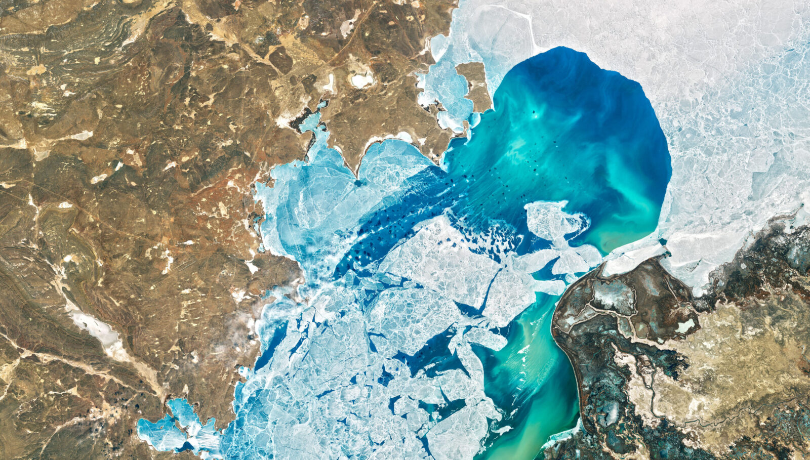 Earth transformed from 'snowball' to 'slushball' in rapid warming event after last Ice Age