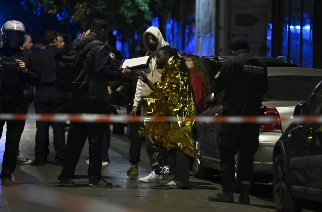 Turkish national shot dead in Athens as police hunt for perpetrators