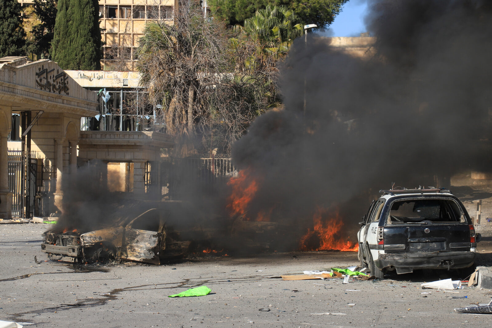 Russian airstrike hits Aleppo University hospital, killing 9